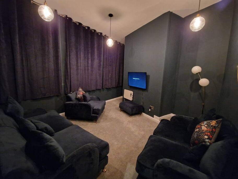 Stylish Jewellery Quarter Apartment Sleeps 4 เบอร์มิงแฮม ภายนอก รูปภาพ